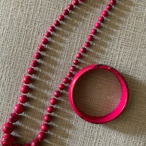 Pink Beaded Necklace and Bracelet Set
